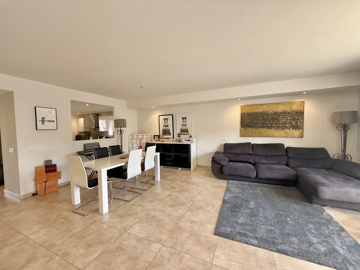 4 soverom Leilighet til salgs i El Toro / Port Adriano - € 685 000 (Ref: 9202044)