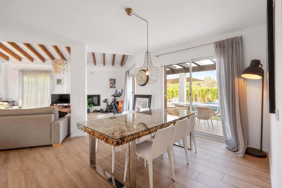 3 sypialnia Willa na sprzedaż w Santa Ponsa - 1 395 000 € (Ref: 9352818)