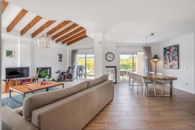 3 sypialnia Willa na sprzedaż w Santa Ponsa, Calvià - 1 395 000 € (Ref: 9352818)