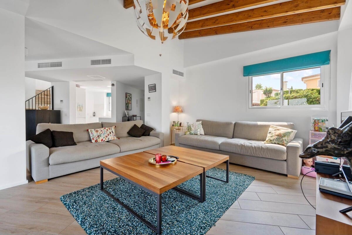 3 sypialnia Willa na sprzedaż w Santa Ponsa - 1 395 000 € (Ref: 9352818)