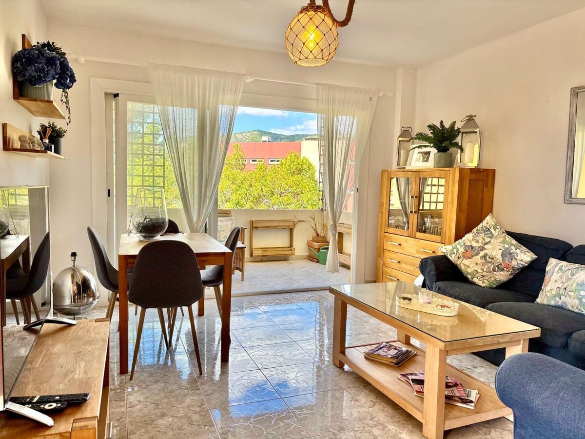 3 slaapkamer Flat te koop in Portals Nous - € 385.000 (Ref: 9400360)