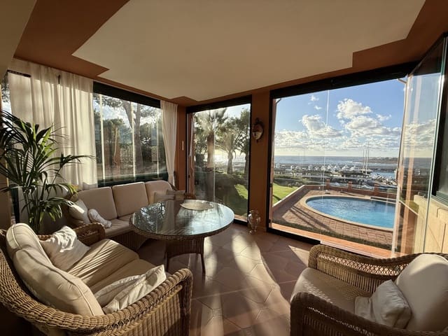 2 bedroom Flat for sale in El Toro / Port Adriano, Calvià with pool - € 1,195,000 (Ref: 9400361)