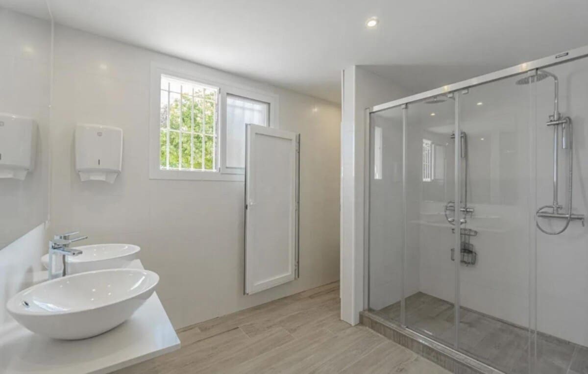 Finca/Country House for sale in Playa de Palma - € 1,600,000 (Ref: 9400363)