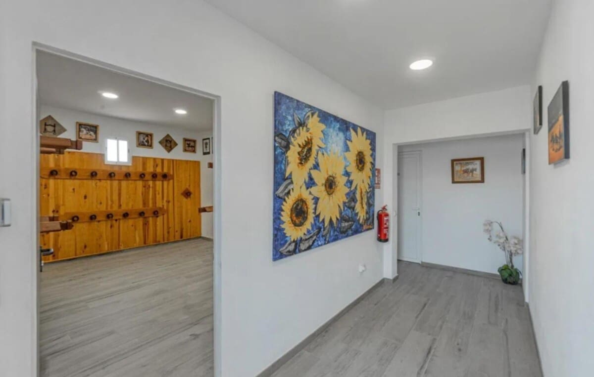 Finca/Country House for sale in Playa de Palma - € 1,600,000 (Ref: 9400363)