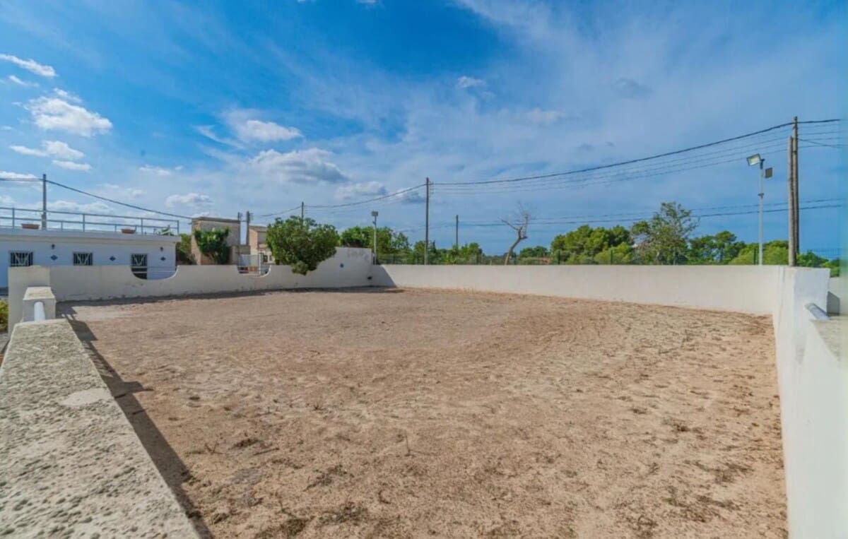 Finca/Country House for sale in Playa de Palma - € 1,600,000 (Ref: 9400363)