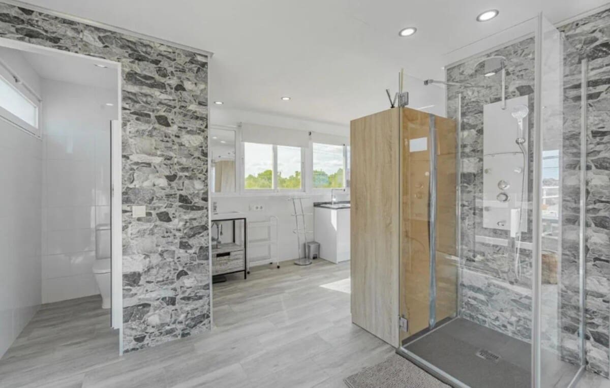 Finca/Country House for sale in Playa de Palma - € 1,600,000 (Ref: 9400363)