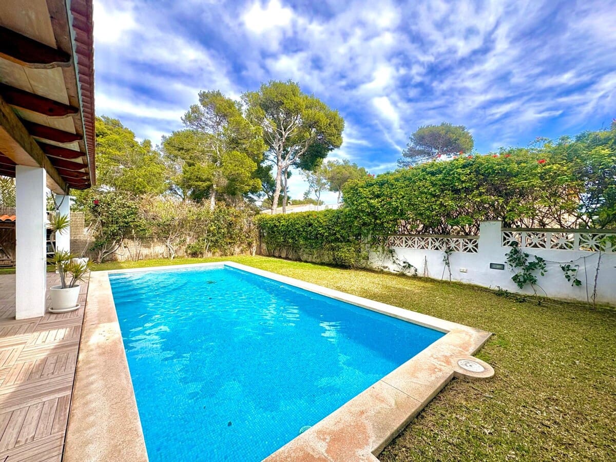 4 sovrum Villa att hyra i El Toro / Port Adriano - 4 500 € (Ref: 9645551)