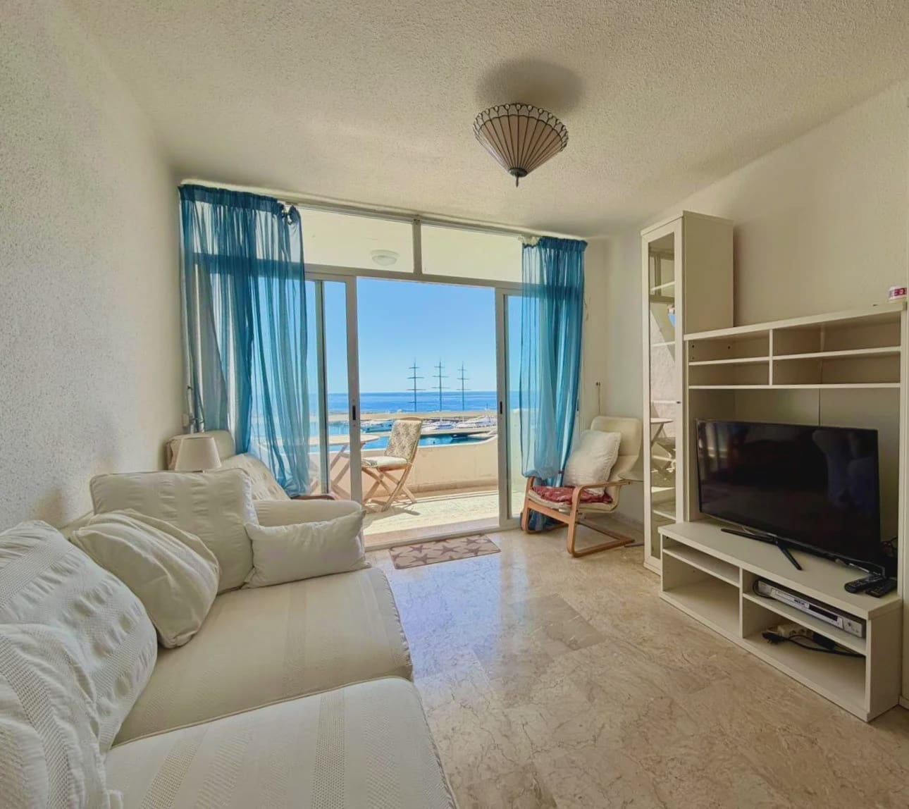 2 chambre Appartement à vendre à El Toro / Port Adriano - 395 000 € (Ref: 9782208)