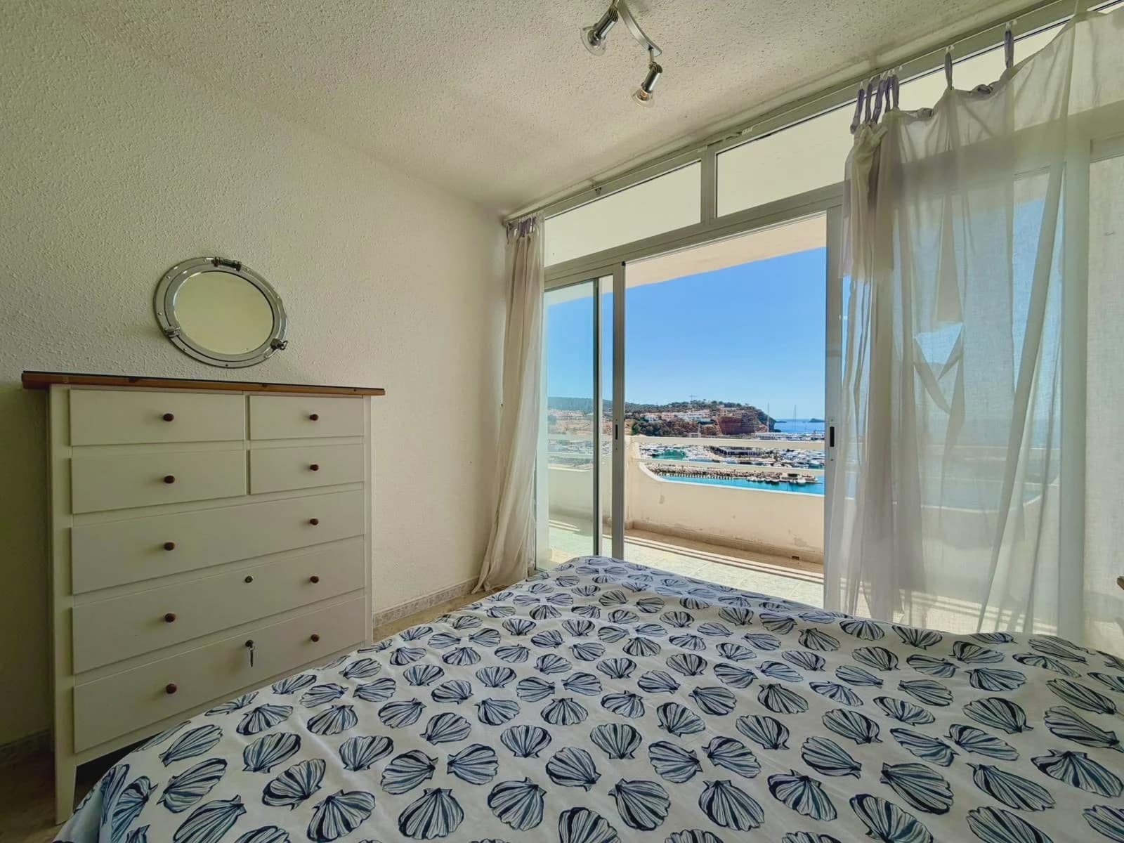 2 chambre Appartement à vendre à El Toro / Port Adriano - 395 000 € (Ref: 9782208)