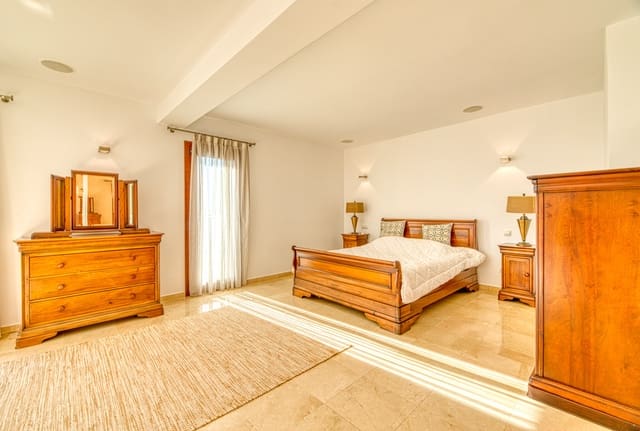 5 soveværelse Villa til salg i Costa d'en Blanes, Calvià med swimmingpool - € 2.750.000 (Ref: 9841553)