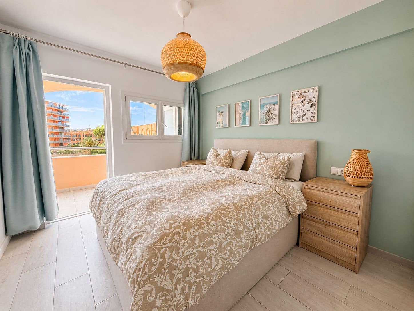 2 bedroom Apartment for sale in El Toro / Port Adriano with garage - € 495,000 (Ref: 9841597)