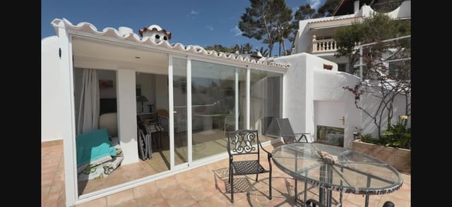 Semi-detached Villa for sale in Costa de la Calma, Calvià with pool - € 1,090,000 (Ref: 9841689)