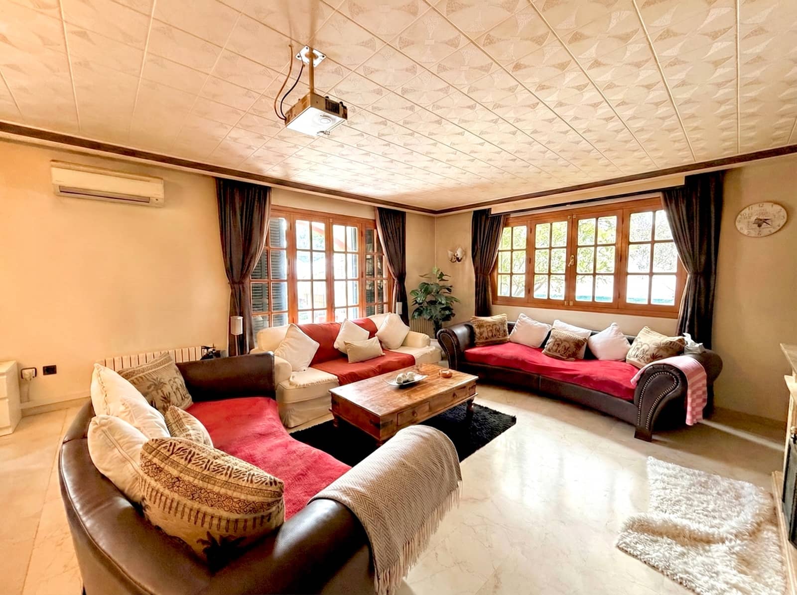 6 soverom Villa til salgs i Santa Ponsa med svømmebasseng garasje - € 2 195 000 (Ref: 9867292)