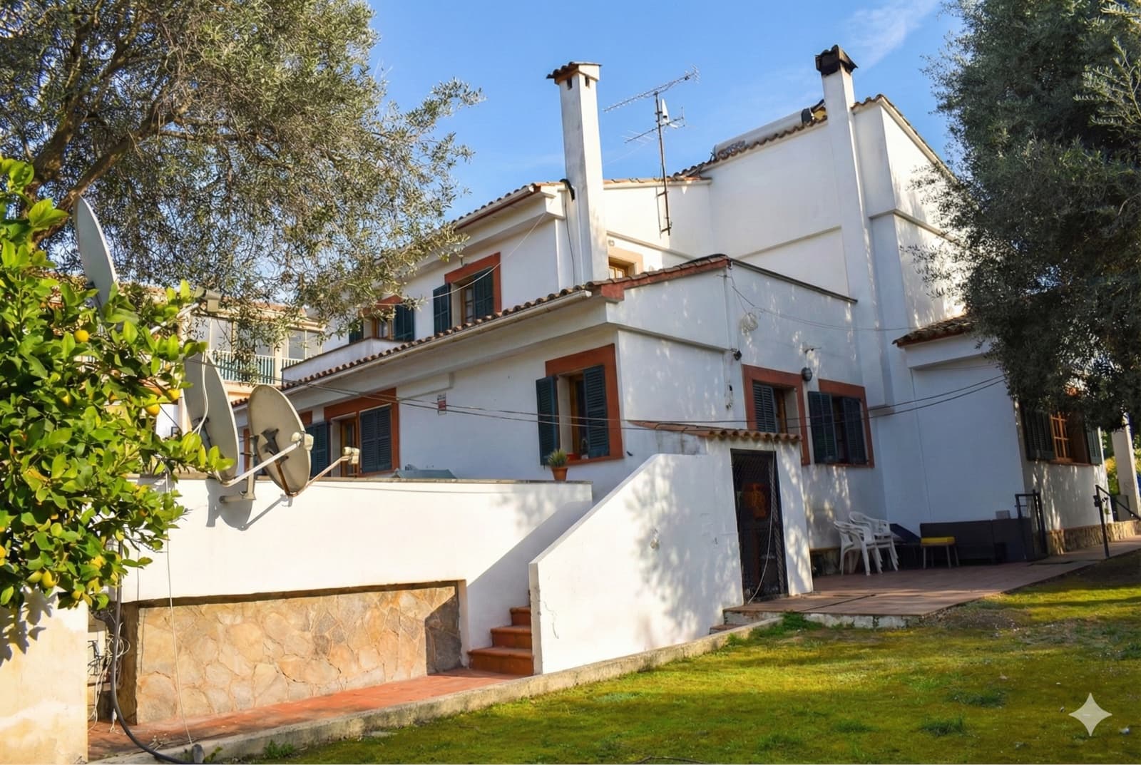 6 soverom Villa til salgs i Santa Ponsa med svømmebasseng garasje - € 2 195 000 (Ref: 9867292)