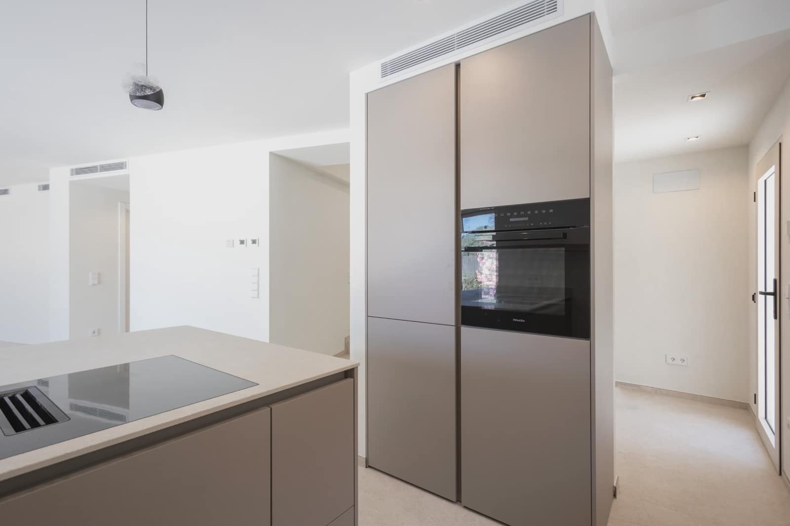 3 bedroom Villa for sale in Santa Ponsa with pool garage - € 2,300,000 (Ref: 9961064)