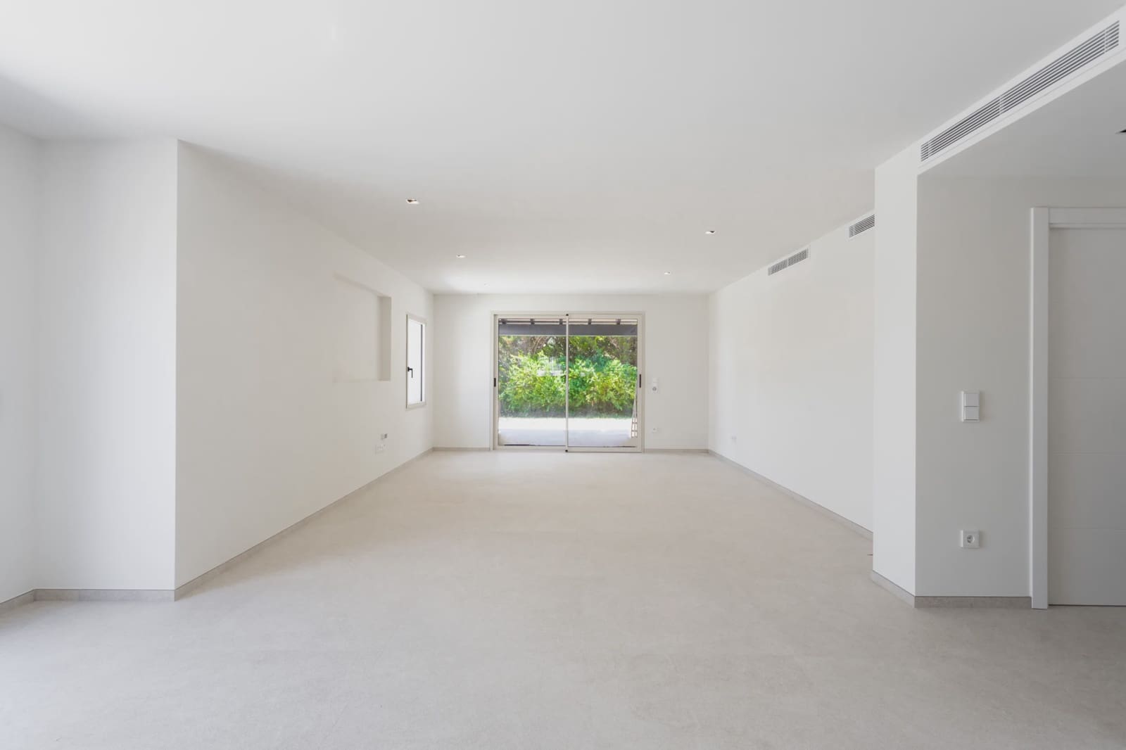 3 bedroom Villa for sale in Santa Ponsa with pool garage - € 2,300,000 (Ref: 9961064)