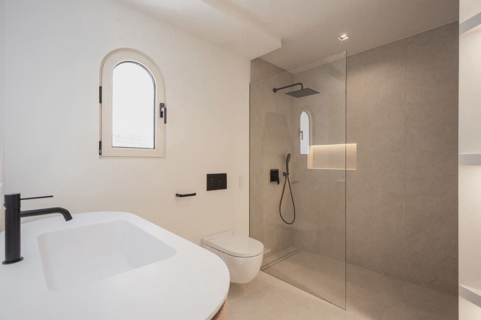 3 bedroom Villa for sale in Santa Ponsa with pool garage - € 2,300,000 (Ref: 9961064)