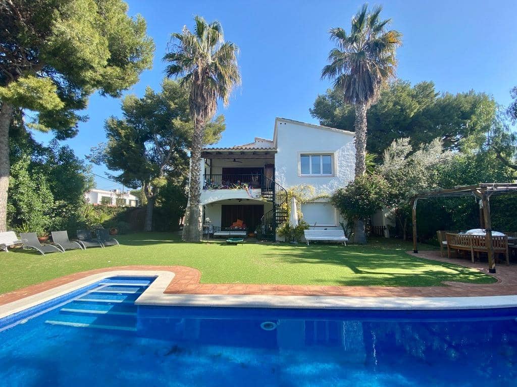 5 makuuhuone Huvila myytävänä paikassa Sitges - 2 500 000 € (Ref: 10043334)