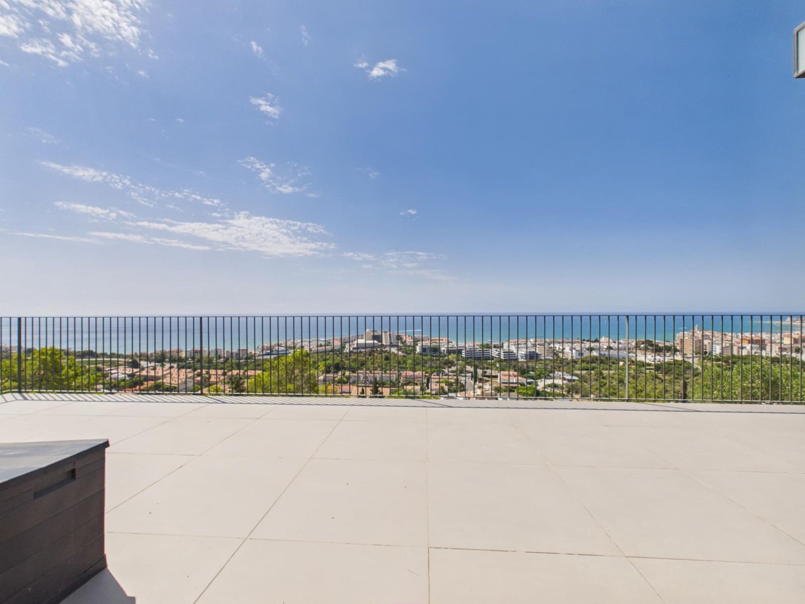 4 Zimmer Villa zu verkaufen in Sitges - 1.895.000 € (Ref: 10043335)
