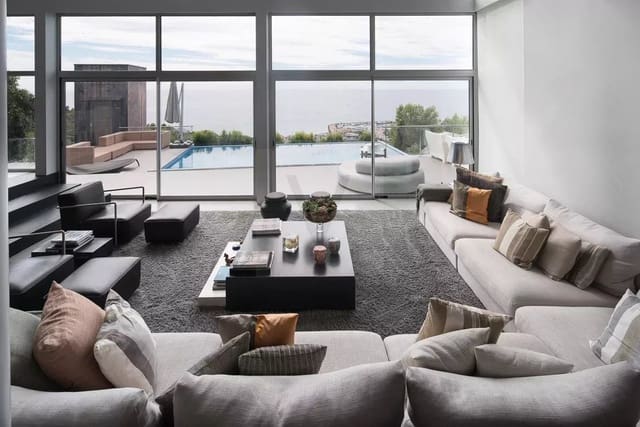 5 bedroom Apartment for sale in Sitges with pool - € 3,490,000 (Ref: 9218729)