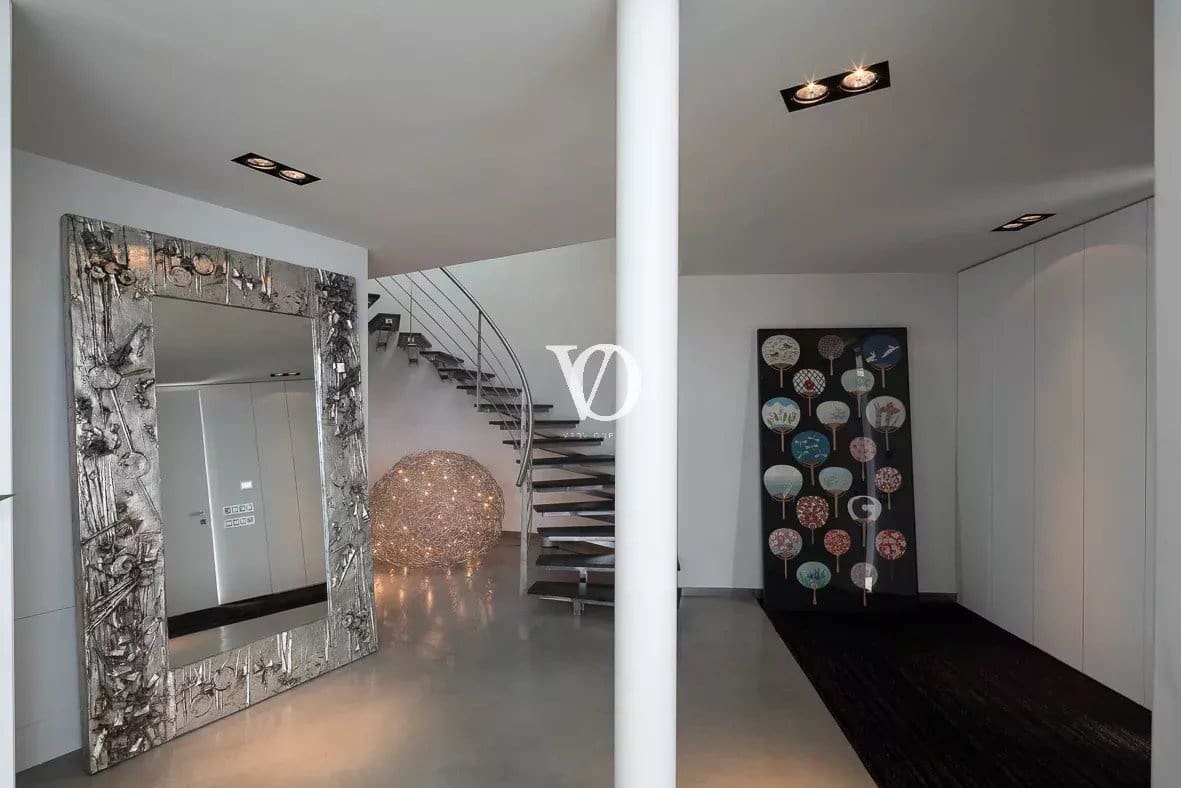 5 soveværelse Lejlighed til salg i Sitges med swimmingpool - € 3.490.000 (Ref: 9218729)