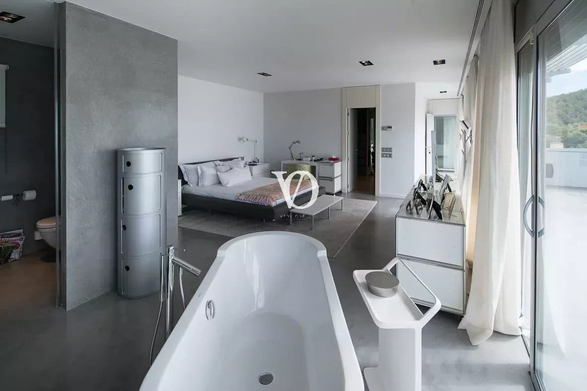 5 soveværelse Lejlighed til salg i Sitges med swimmingpool - € 3.490.000 (Ref: 9218729)