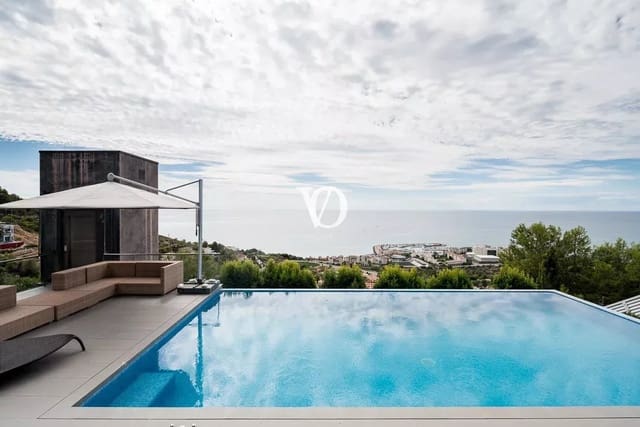 5 soveværelse Lejlighed til salg i Sitges med swimmingpool - € 3.490.000 (Ref: 9218729)