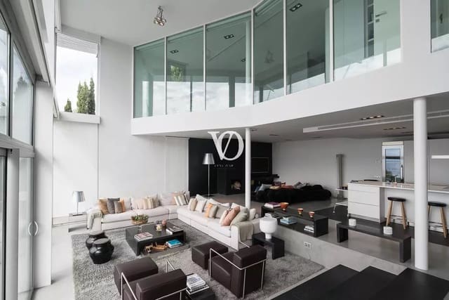 5 soveværelse Lejlighed til salg i Sitges med swimmingpool - € 3.490.000 (Ref: 9218729)
