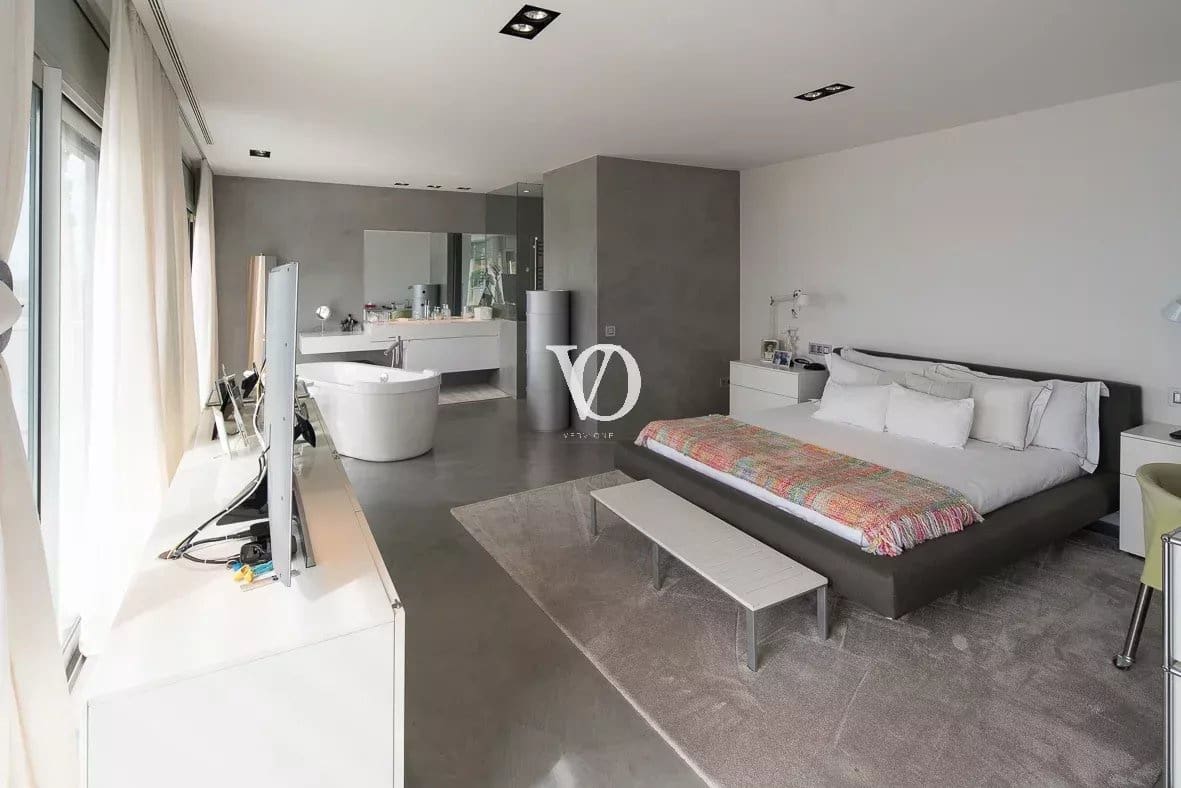 5 soveværelse Lejlighed til salg i Sitges med swimmingpool - € 3.490.000 (Ref: 9218729)