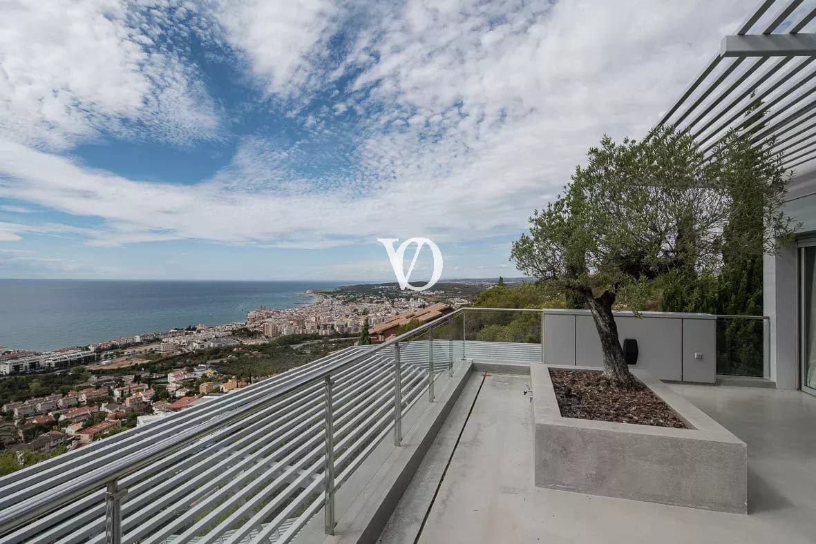 5 soveværelse Lejlighed til salg i Sitges med swimmingpool - € 3.490.000 (Ref: 9218729)
