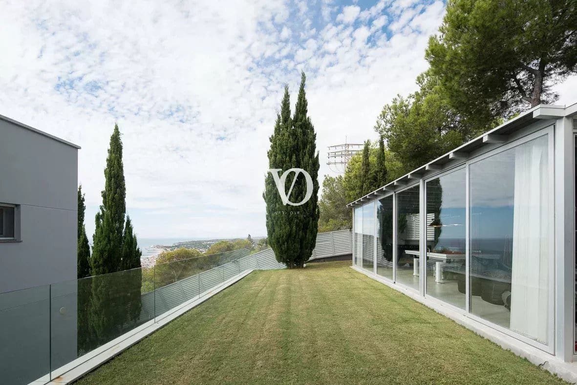 5 soveværelse Lejlighed til salg i Sitges med swimmingpool - € 3.490.000 (Ref: 9218729)