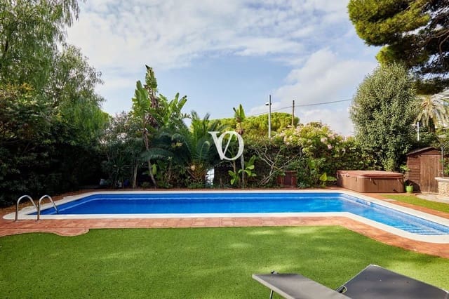 5 soveværelse Lejlighed til salg i Sitges - € 2.500.000 (Ref: 9300310)