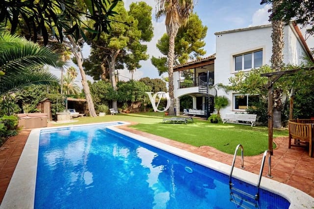 5 soveværelse Lejlighed til salg i Sitges - € 2.500.000 (Ref: 9300310)