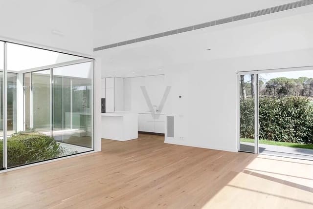 3 bedroom Apartment for sale in Caldes de Malavella with pool - € 1,590,000 (Ref: 9300311)