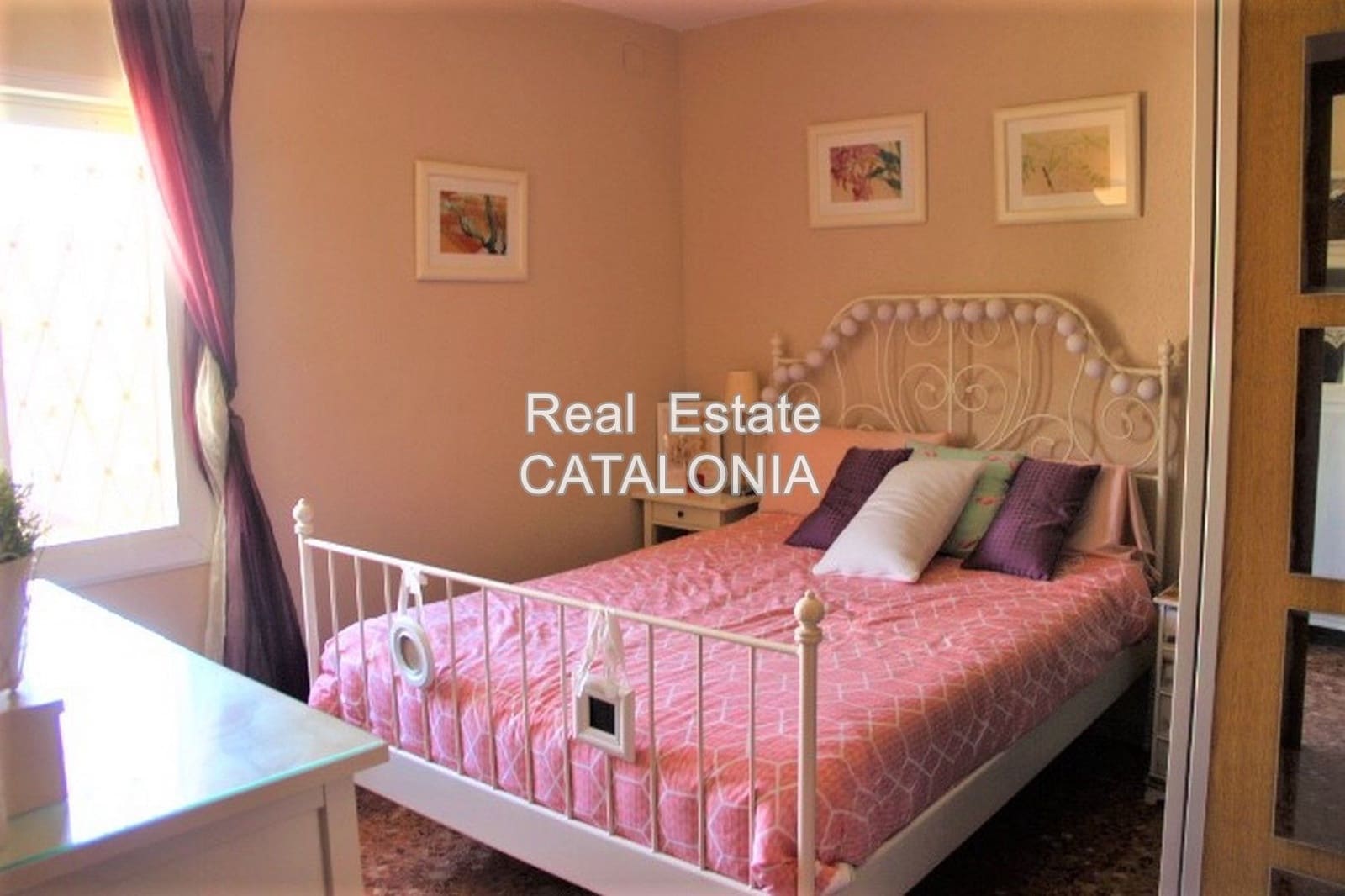 5 bedroom Villa for sale in Santa Susanna with pool € 410,000 (Ref