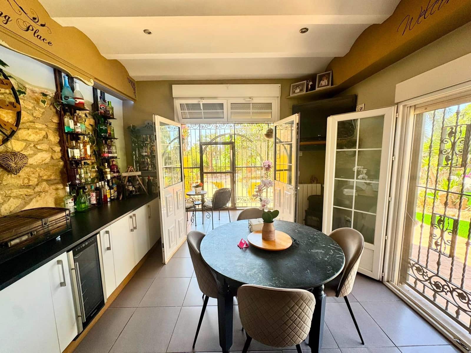 6 slaapkamer Finca/Landhuis te koop in La Hoya met zwembad garage - € 599.000 (Ref: 10004211)