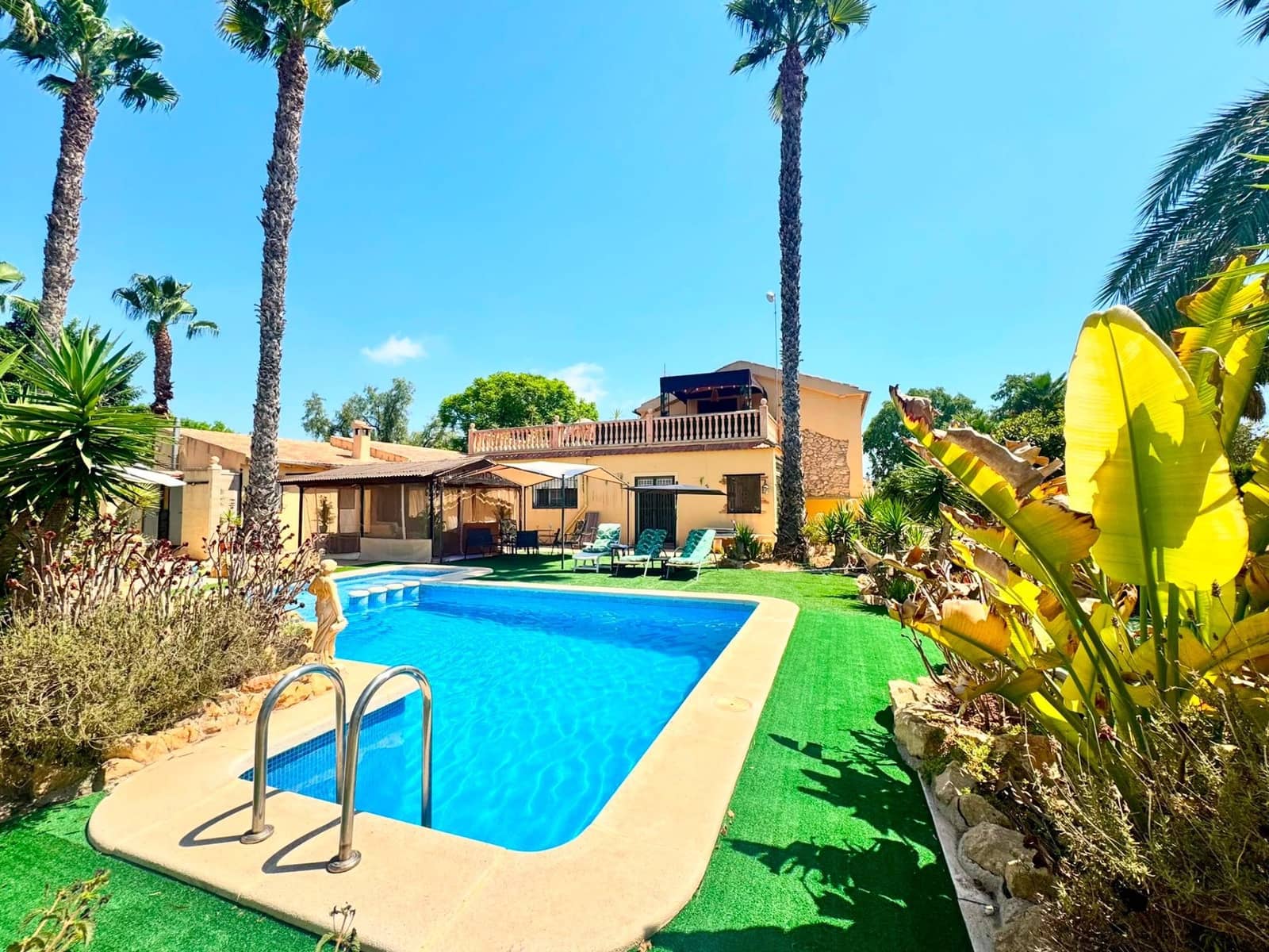 6 slaapkamer Finca/Landhuis te koop in La Hoya met zwembad garage - € 599.000 (Ref: 10004211)