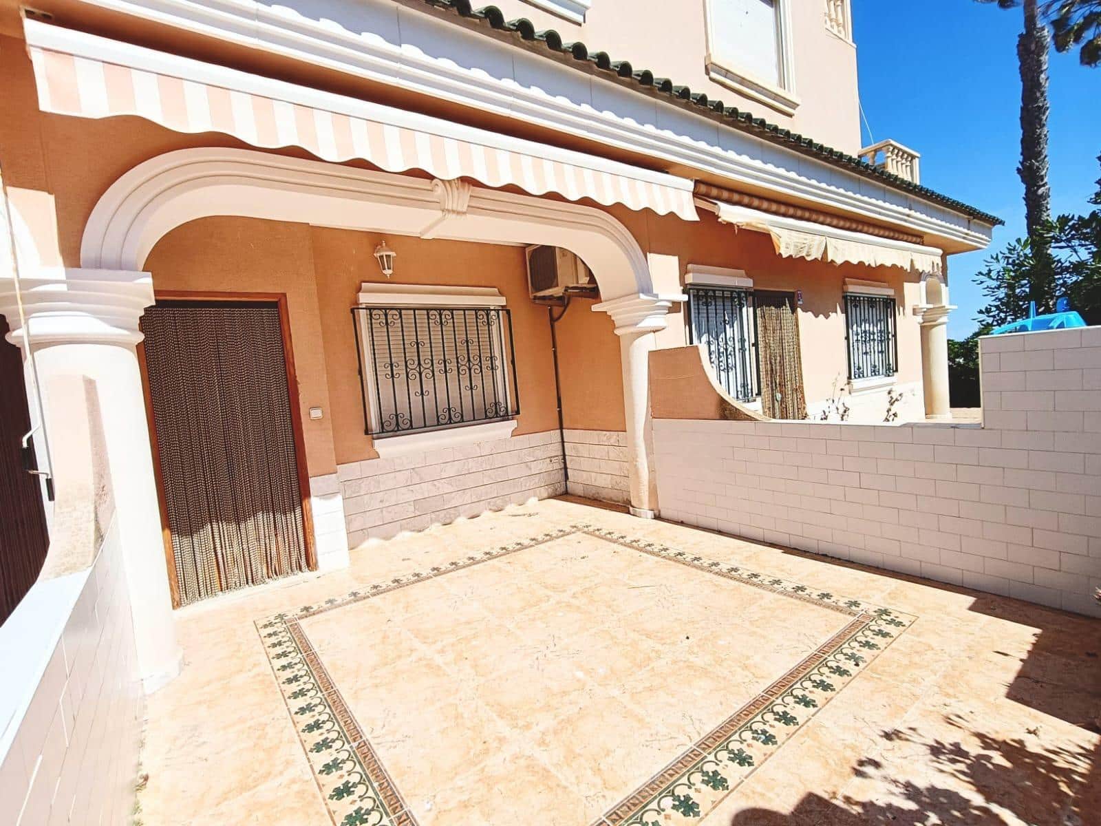 3 bedroom Terraced Villa for sale in Santa Pola - € 320,000 (Ref: 10011491)