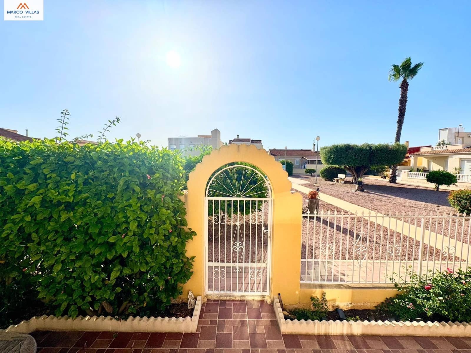 3 slaapkamer Villa te koop in San Fulgencio met zwembad garage - € 250.000 (Ref: 10025651)