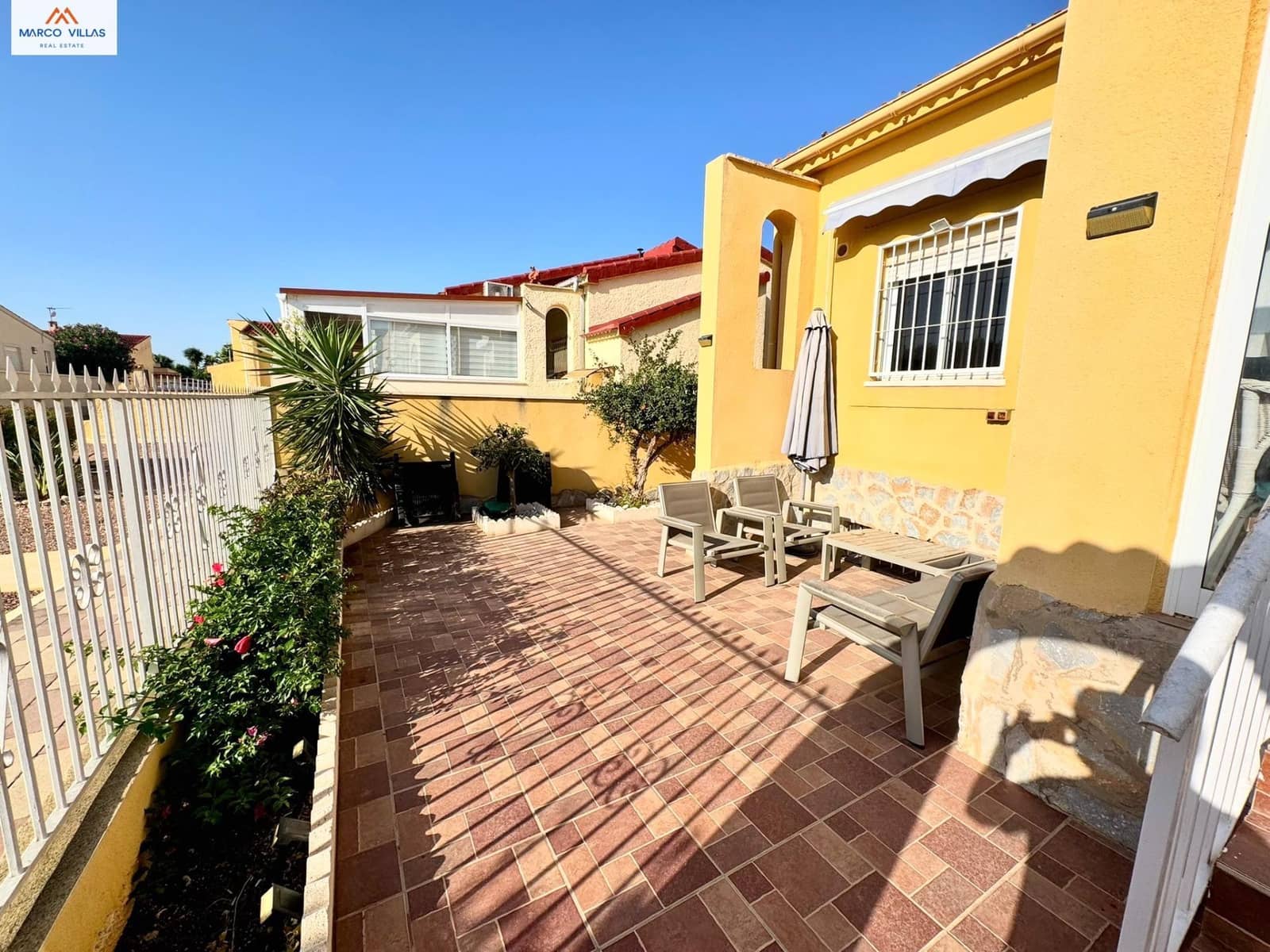 3 slaapkamer Villa te koop in San Fulgencio met zwembad garage - € 250.000 (Ref: 10025651)