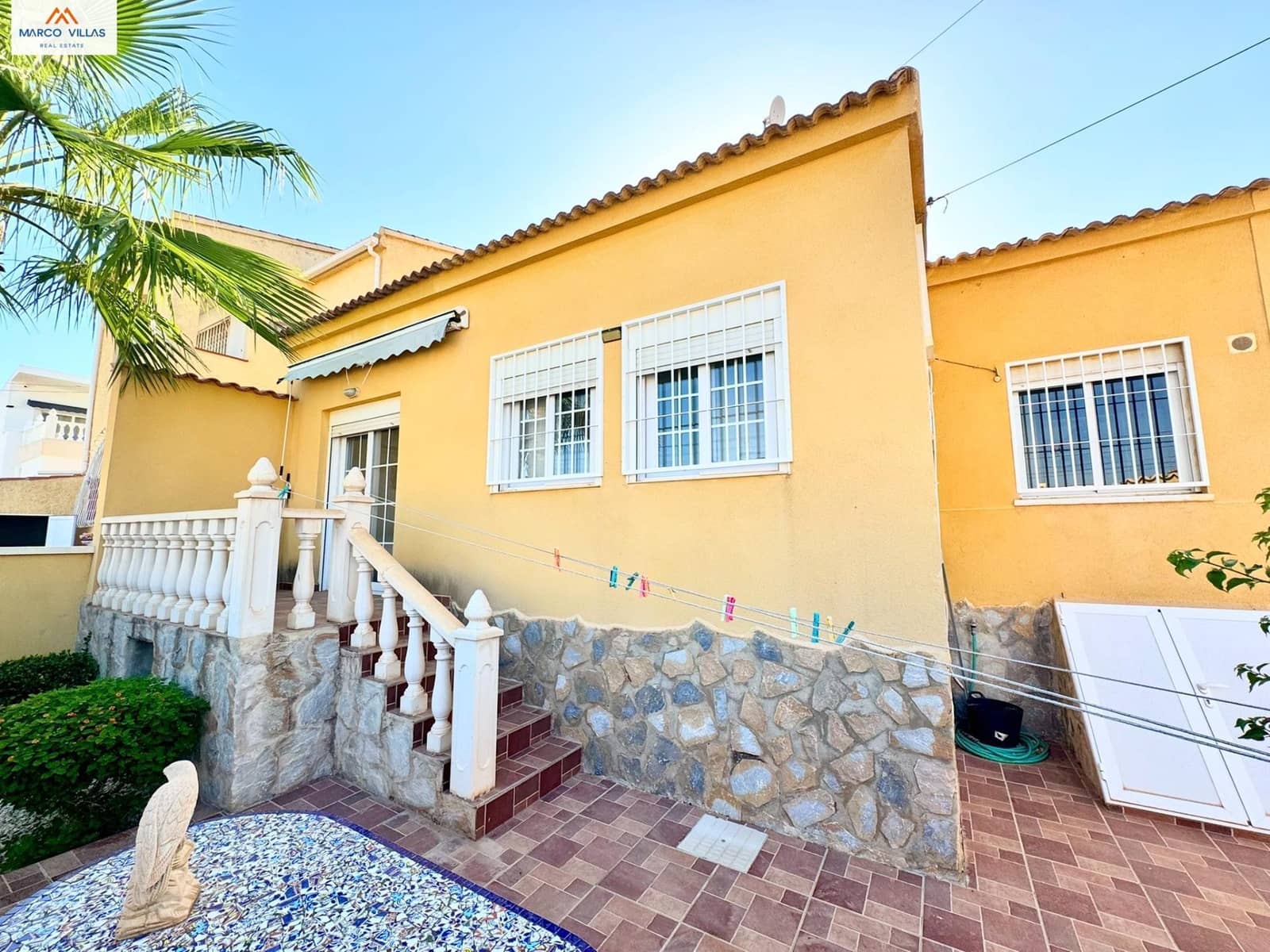 3 slaapkamer Villa te koop in San Fulgencio met zwembad garage - € 250.000 (Ref: 10025651)