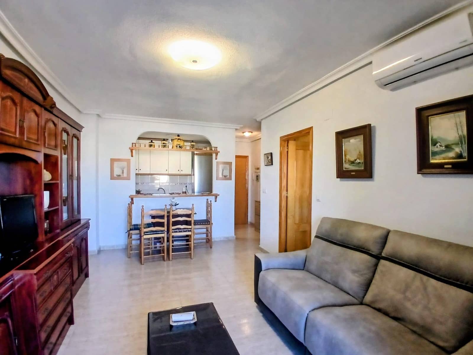 1 bedroom Apartment for sale in Torrevieja with pool garage - € 187,500 (Ref: 10027352)