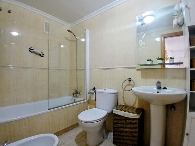 1 bedroom Apartment for sale in Torrevieja with pool garage - € 187,500 (Ref: 10027352)