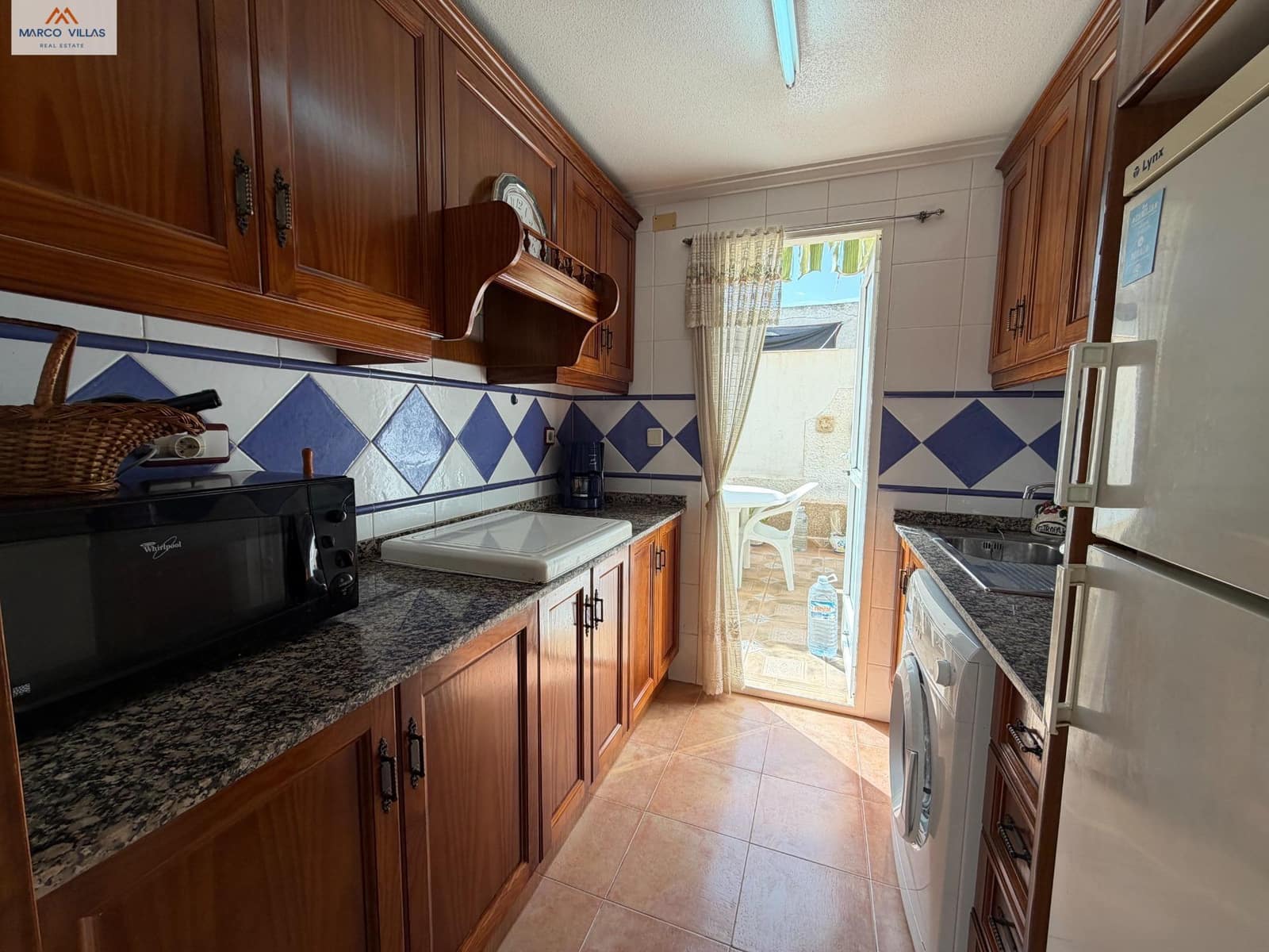 2 makuuhuone Rivitalo myytävänä paikassa Guardamar del Segura mukana uima-altaan - 156 900 € (Ref: 10032082)