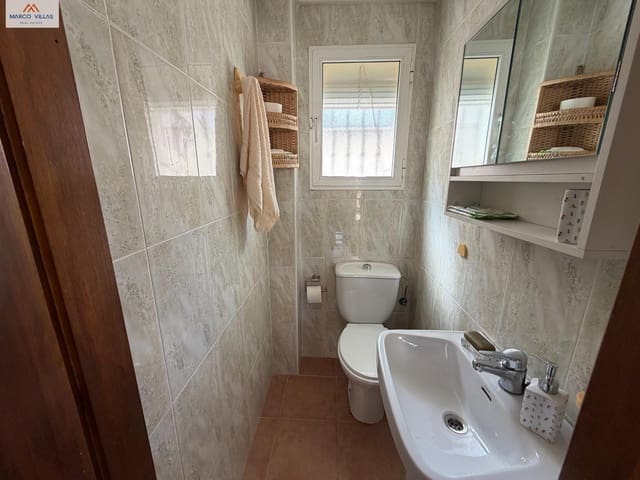 2 soveværelse Rækkehus til salg i Guardamar del Segura med swimmingpool - € 156.900 (Ref: 10032082)