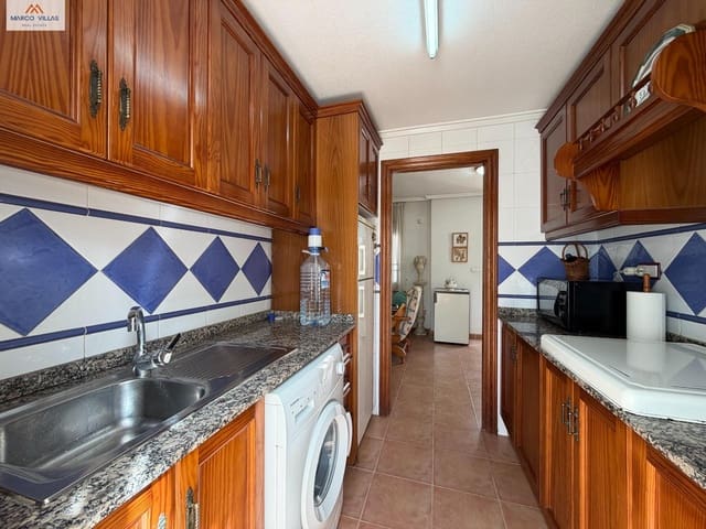 2 soveværelse Rækkehus til salg i Guardamar del Segura med swimmingpool - € 156.900 (Ref: 10032082)