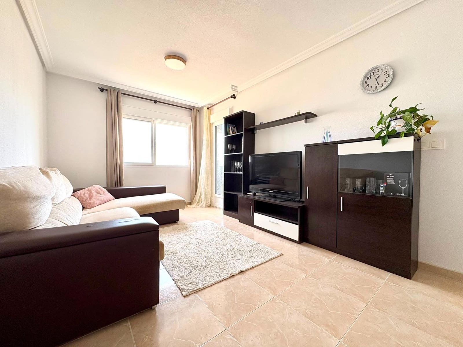 2 Zimmer Apartment zu verkaufen in Guardamar del Segura mit Pool - 184.900 € (Ref: 10043048)