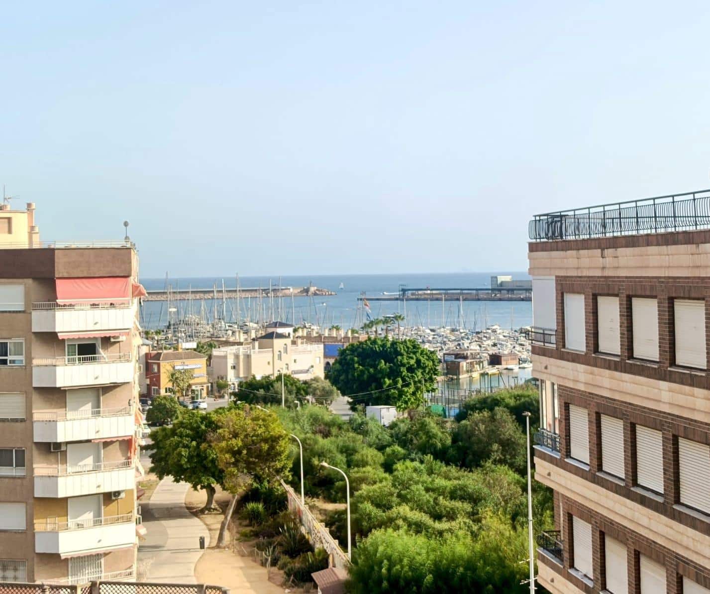 2 quarto Penthouse para venda em Torrevieja com garagem - 236 900 € (Ref: 10047351)