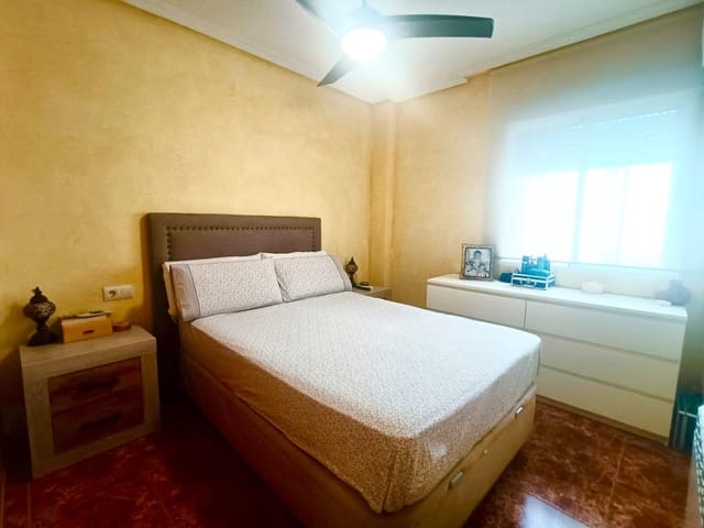 2 Zimmer Penthouse zu verkaufen in Puerto Deportivo, Torrevieja mit Garage - 227.260 € (Ref: 10047351)