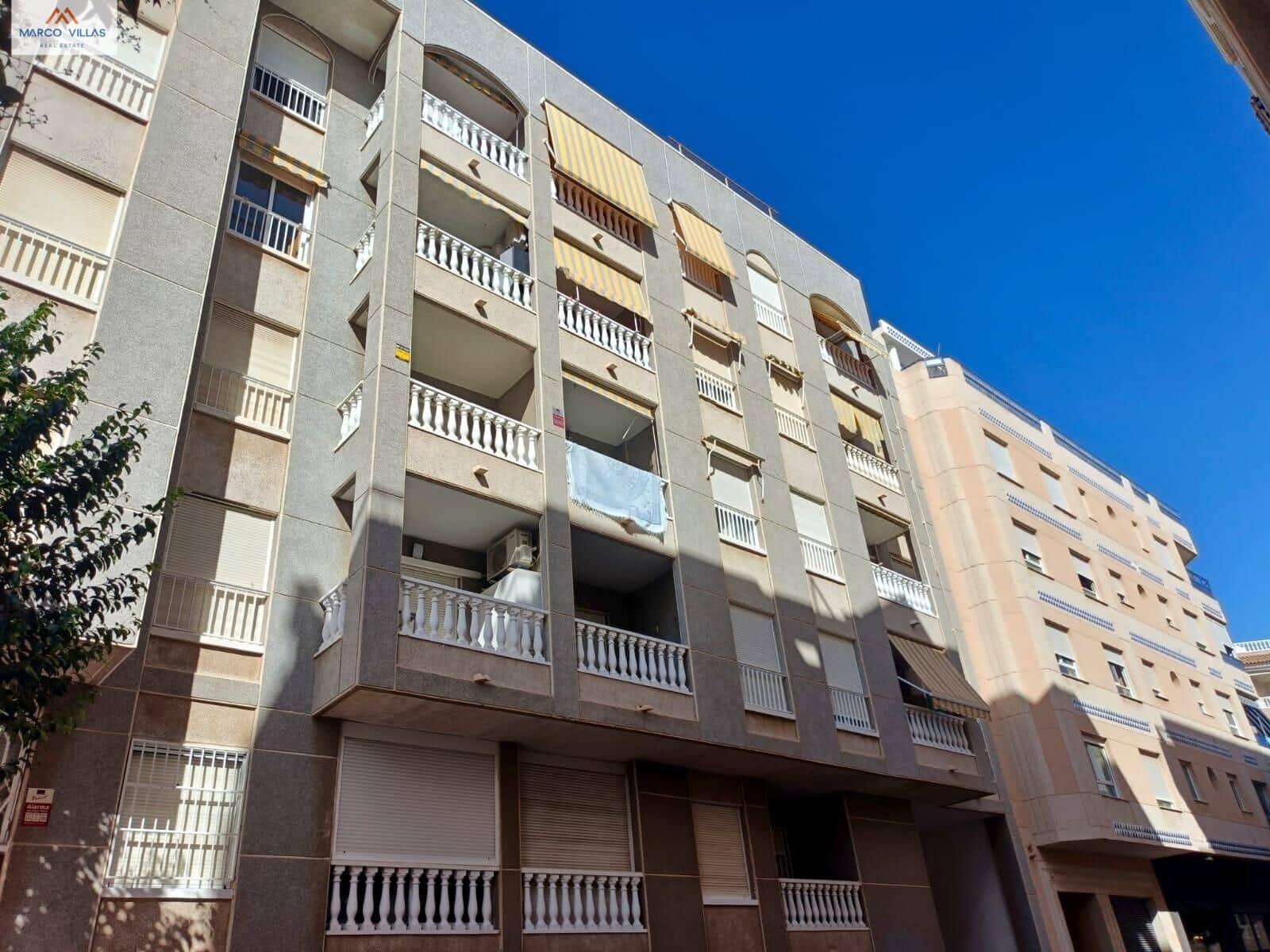 1 makuuhuone Huoneisto myytävänä paikassa Guardamar del Segura mukana uima-altaan - 156 900 € (Ref: 10062354)